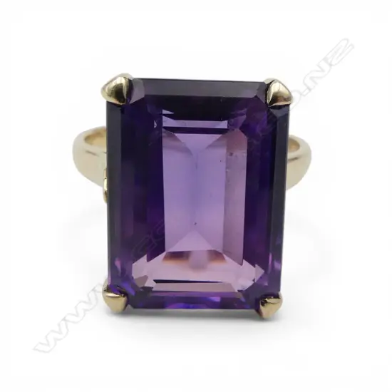 9CT LAB GROWN ALEXANDRITE RING, 6.7gms SIZE P