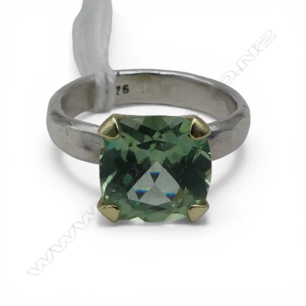 STG SILVER MINT GREEN STONE?  IN RING with 14CT MOUNT  5.4gms SIZE N Image 1++