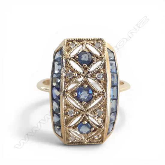 9ct SAPPHIRE & DIAMOND DRESS RING, 3.7gm SIZE O