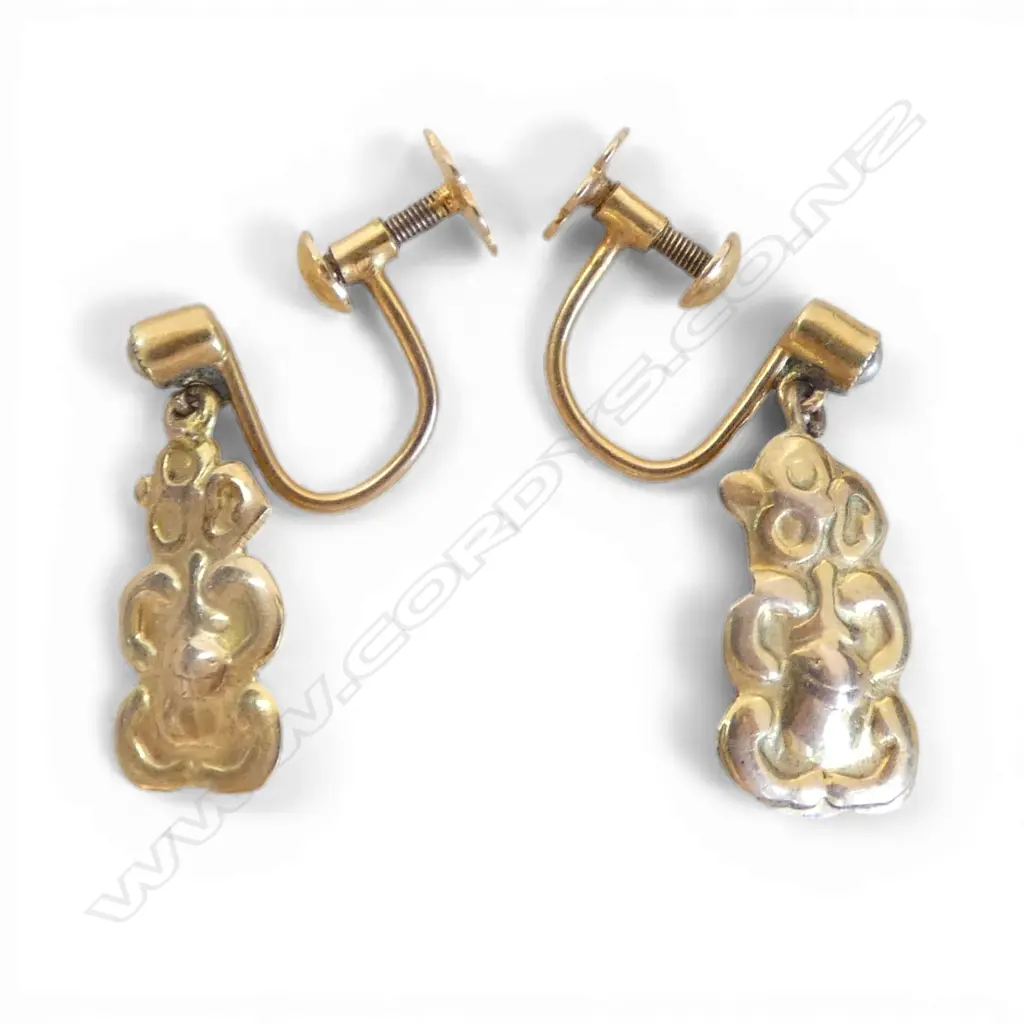 PR 9ct GOLD SUSPENDED HEI TIKI EARRINGS screw-on fittings 1.8gms Image 1++