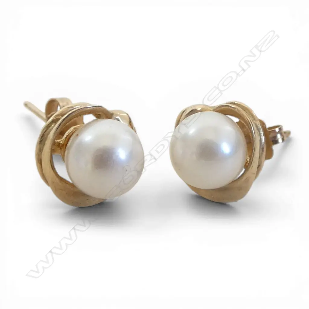 PR 9ct GOLD & PEARL EARRINGS 2.2gms Image 1++