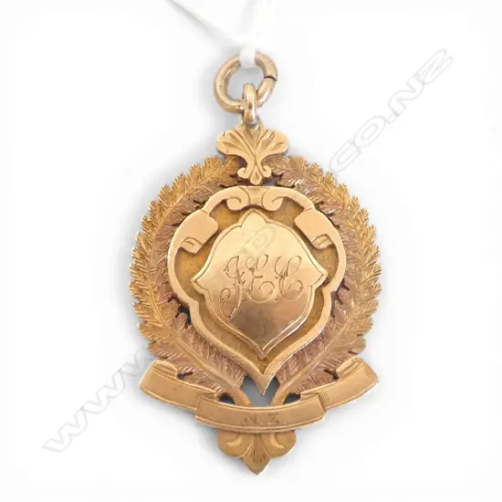 WWI 15ct GOLD EXPED. FORCE MEDALLION from Residents of Tai Tapu NZ to Pvt. J.E. Christian 12.46gms 