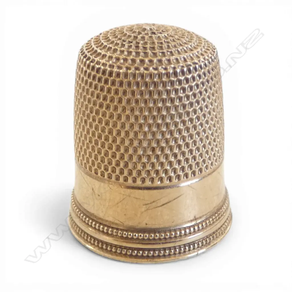 testing 14ct GOLD THIMBLE 2.83gms Image 1++