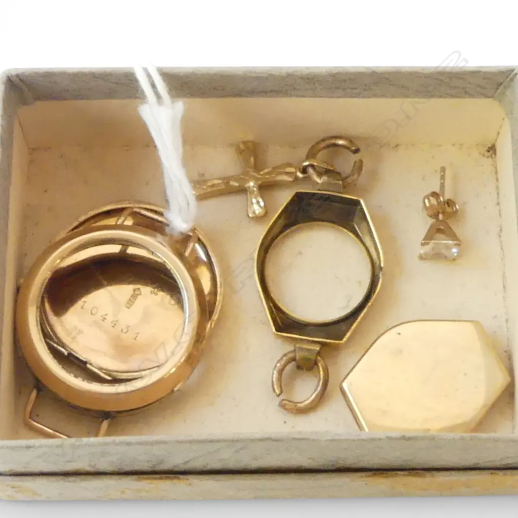 9ct GOLD SCRAP etc Image 1++