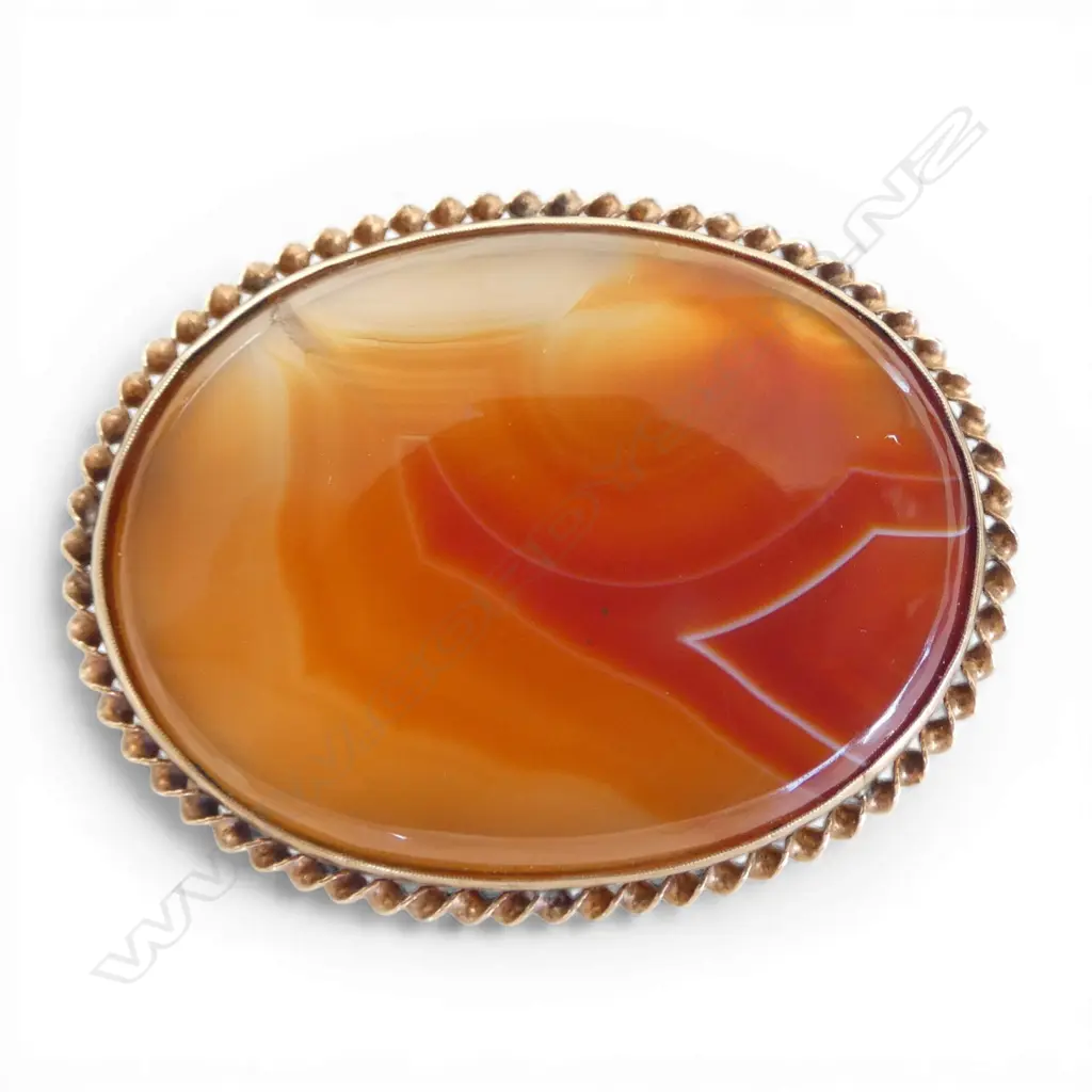9ct LRG VICTORIAN GOLD FRAMED AGATE BROOCH, 24gm Image 1++