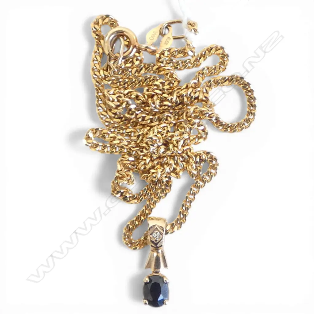 9ct YELLOW GOLD CHAIN with sapphire pendant  L.440mm 4gms Image 1++