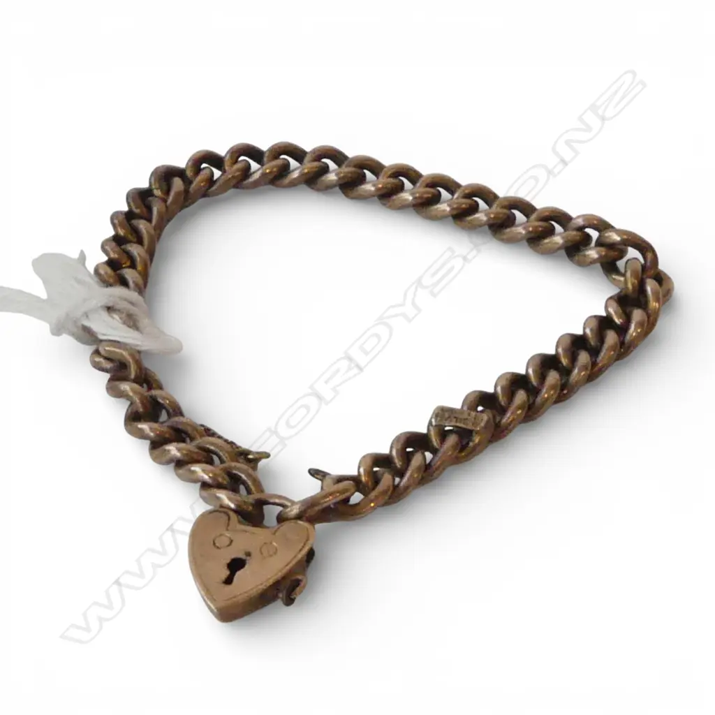 9ct GOLD HEART CLASP 0.6gms ON SILVER GILT CHAIN Image 1++