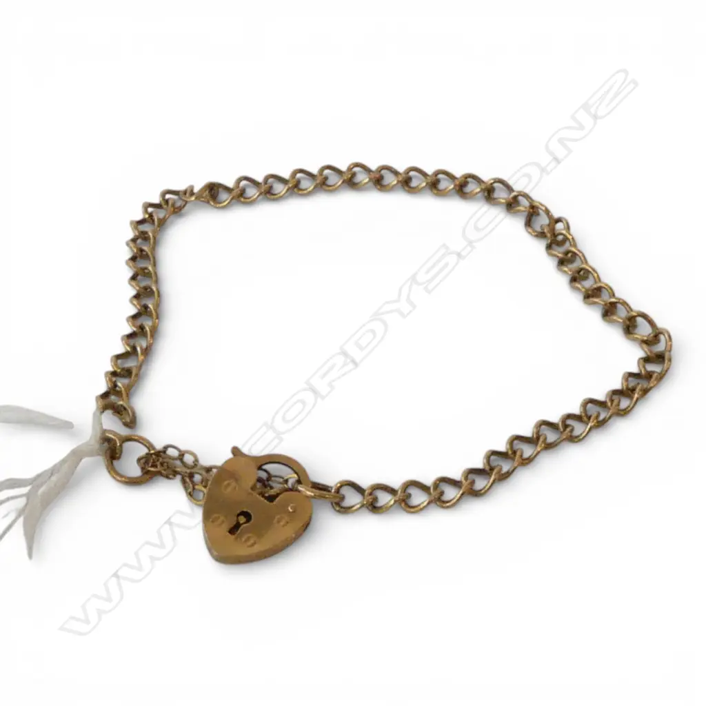 9ct GOLD HEART CLASP BRACELET 4.7gms Image 1++