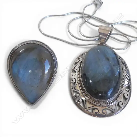 S/SILVER & LABRODITE PENDANT & RING SET