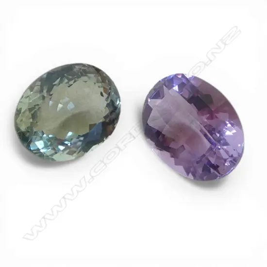 2 OVAL CUT GEMS; AMETHYST & PRASIOLITE