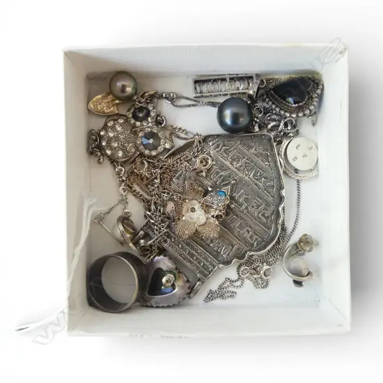 ASST. SILVER JEWELLERY 65gms approx.,