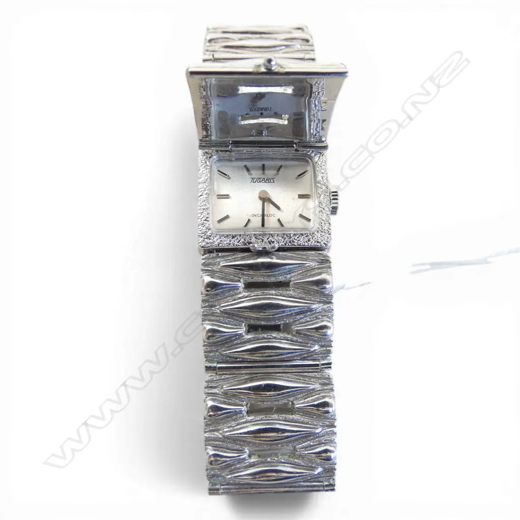 TUGARIS SILVER TONE WRIST WATCH IN SEIKO BOX Image 1++