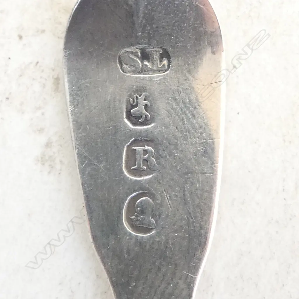GEORGIAN STG SILVER TEA CADDY SPOON, THOMAS STREETIN, LONDON 1812, 12gms Image 1++