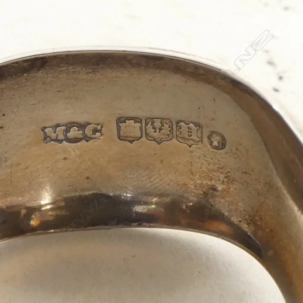 PR  SCOTISH VICT S/SILVER SUGAR TONGS  68GRMS  Image 1++