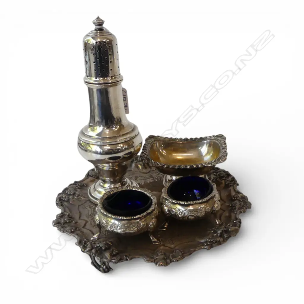 SMALL OSP TRAY 215mm dia, PR SALTS, SINGLE SALT, SUGAR SHAKER H.195mm Image 1++