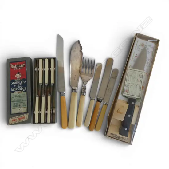 8 PCES CUTLERY; 6 ASST, 6 BOXED IVORINE 'BONE' HANDLED KNIVES, JAPANESE CHEFS KNIFE L.300mm boxed