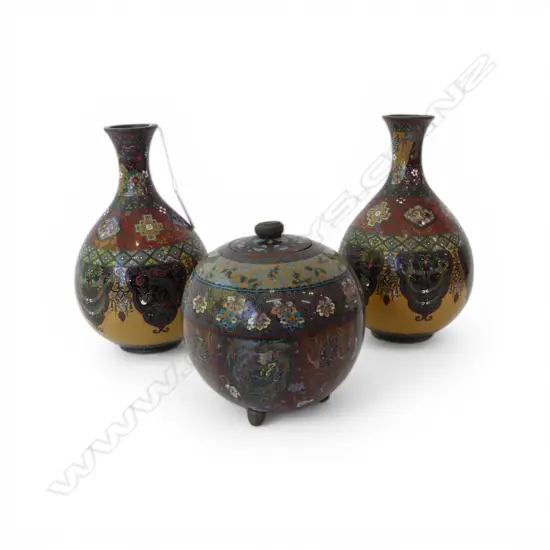 3 PCES CLOISONNE; 2 VASES + LIDDED CONTAINER H.190mm