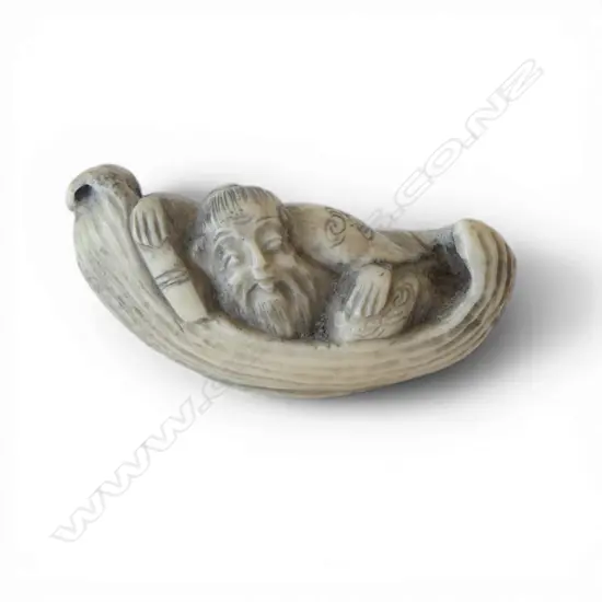 JAPANESE CARVED IVORY NETSUKE reclining scholar SIGNED W.55mm