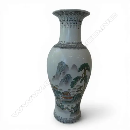 LG CHINESE VASE H.615mm hairlines to base