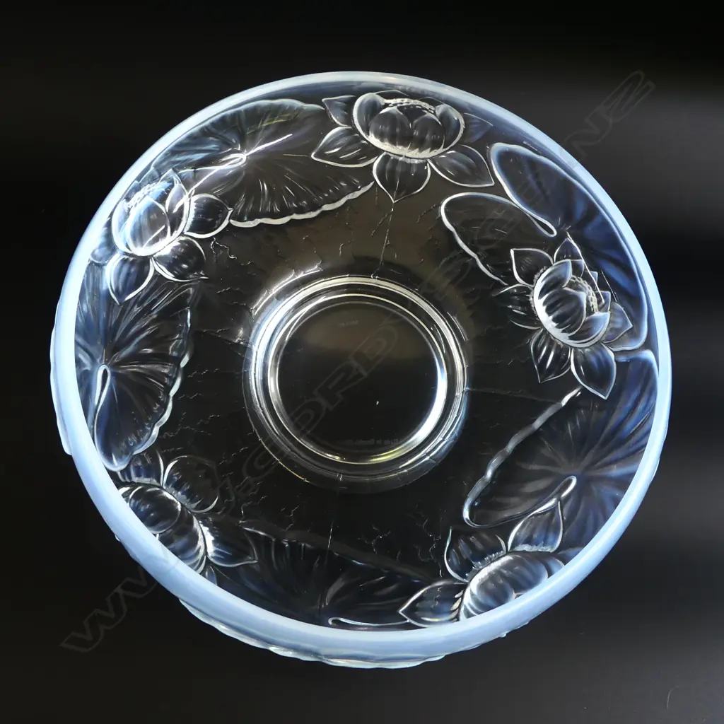 BAROLAC GLASS CHEQOSLOVAKIAN WATERLILY LUSTER BOWL DIA 280MM Image 1++