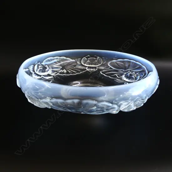 BAROLAC GLASS CHEQOSLOVAKIAN WATERLILY LUSTER BOWL DIA 280MM