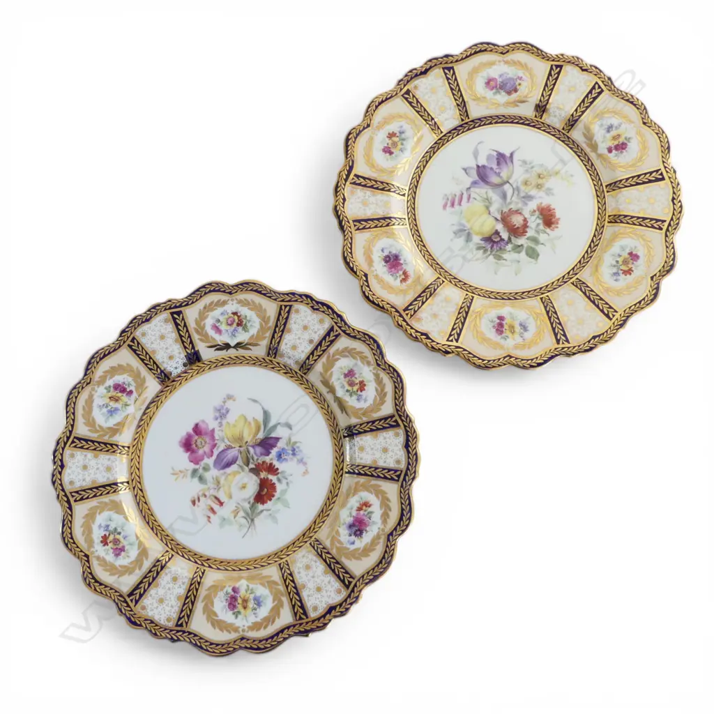 2 PARAGON PLATES Dia.210m Image 1++