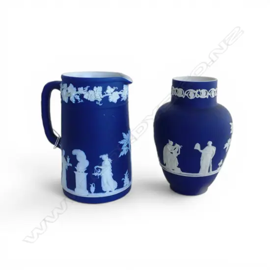 2 VICTORIAN WEDGWOOD DARK BLUE JASPER WARE PCES: JUG H.160mm + VASE