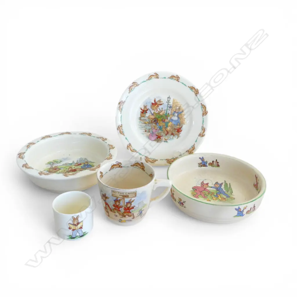 4 PCES ROYAL DOULTON BUNNYKINS + ALFRED MEAKIN 'PIXIE WARE' Image 1++