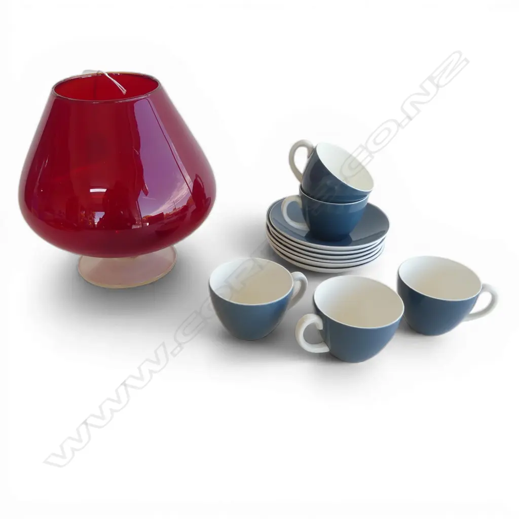 RED GLASS VASE H.170mm (BASE REPAIRED), 5 POOLE C/S + EXTRA SAUCER Image 1++