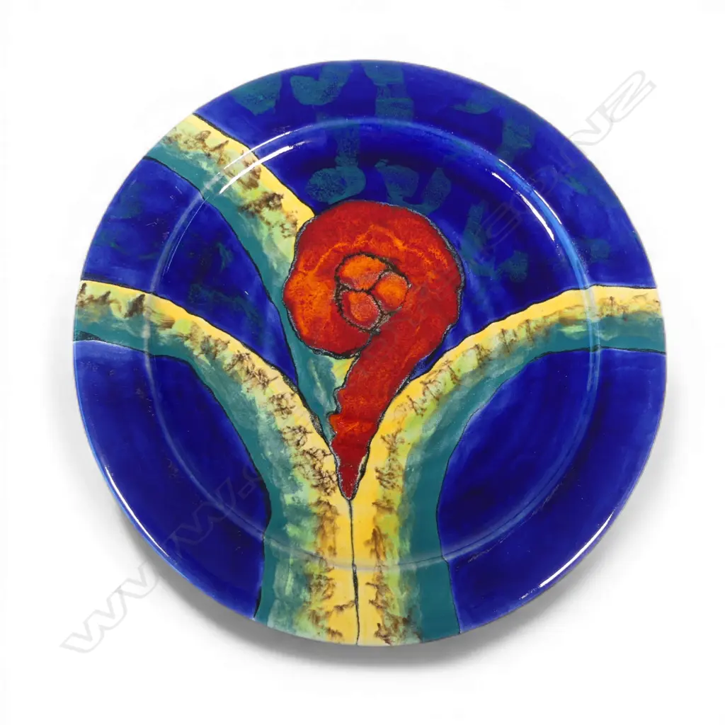 MORRIS & JAMES KORU HAND PAINTED CERAMIC PLATER, DIA.290mm Image 1++