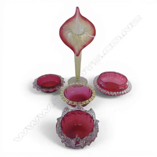 4 FRILL EDGED CRANBERRY GLASS BOWLS DIA170MM LARGEST  & TULIP VASE H320MM