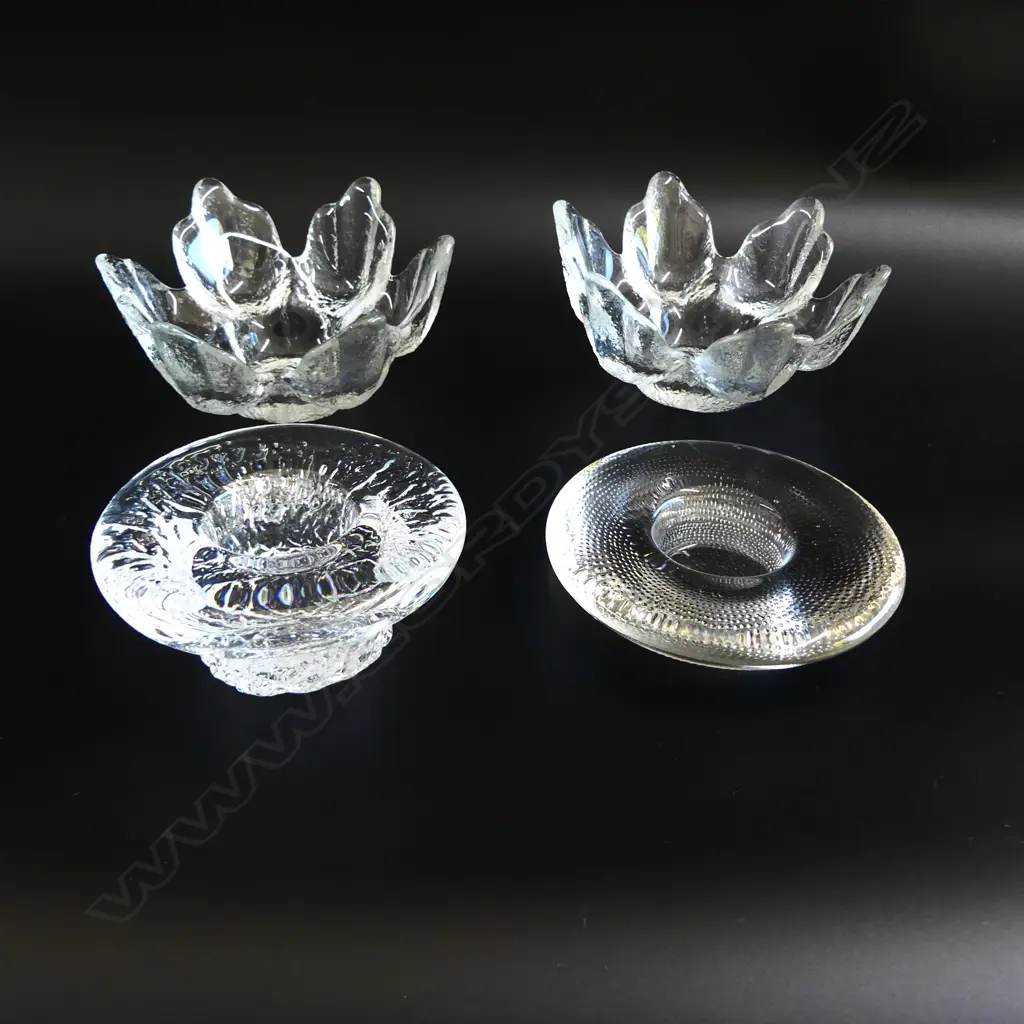 4 MID-CENTURY GLASS CANDLE HOLDERS Image 1++