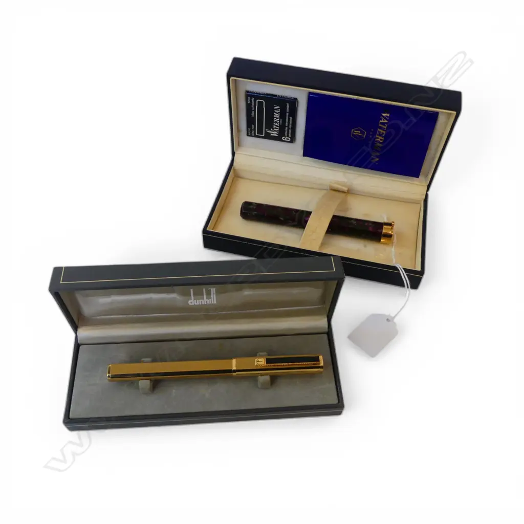 CASED WATERMAN PARIS FOUNTAIN PEN w. 18ct nib + CASED DUNHILL FOUNTAIN PEN w. 18ct nib Image 1++