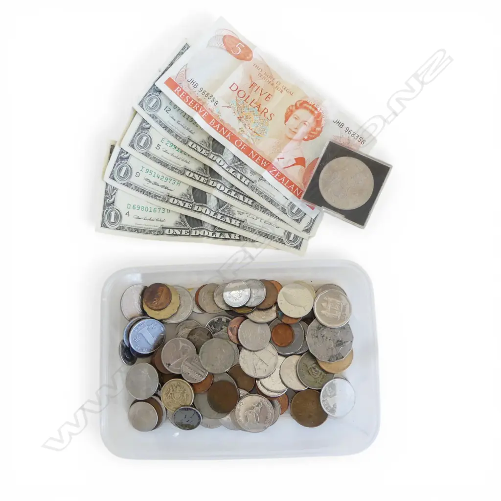 ASST. COINS & BANK NOTES; NZ $5, 4x US $1 Image 1++