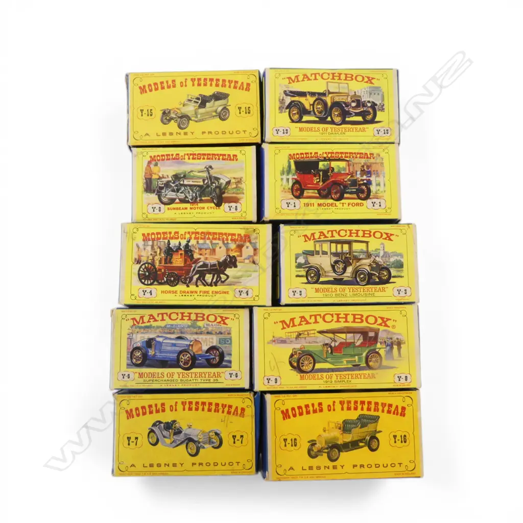 10 VINTAGE MINT & BOXED YESTERYEAR MATCHBOX TOY CARS Image 1++