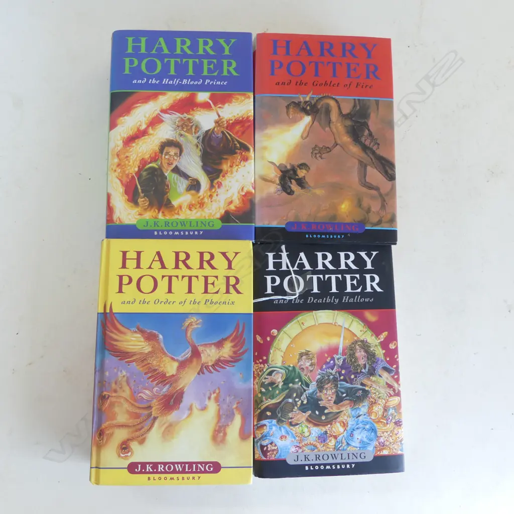 4 HARRY POTTER FIRST EDITIONS Image 1++