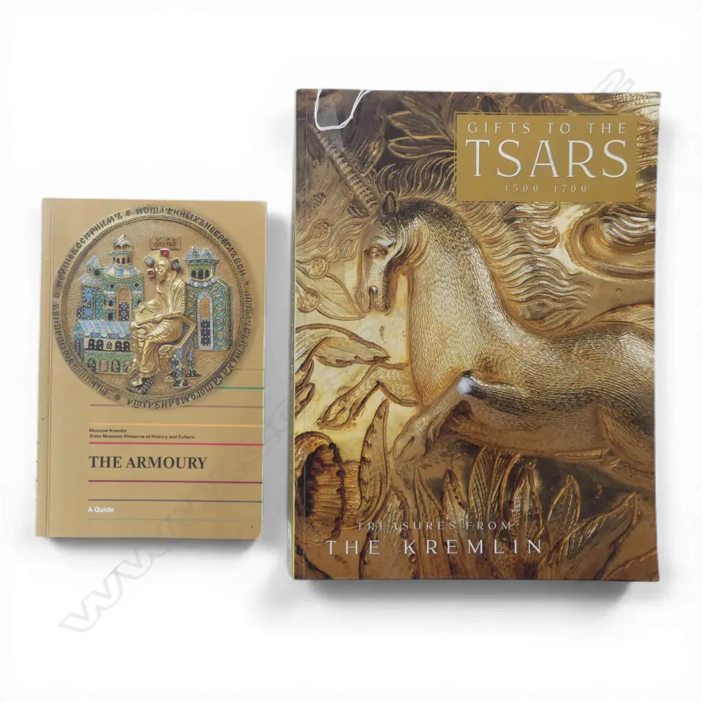 2 RUSSIAN REFERENCE BOOKS; GIFTS TO THE TSARS 1500-1700 & THE ARMOURY  Image 1++
