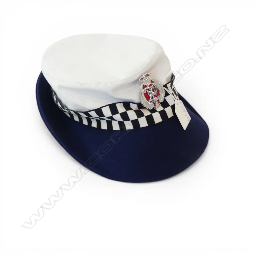VINTAGE NZ POLICE WOMEN'S HAT by Arnold with badge Image 1++