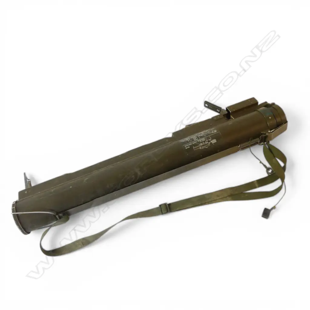 ANTI-TANK ROCKET LAUNCHER 'HE 66 MM...' L.645mm maybe incomplete ? Image 1++