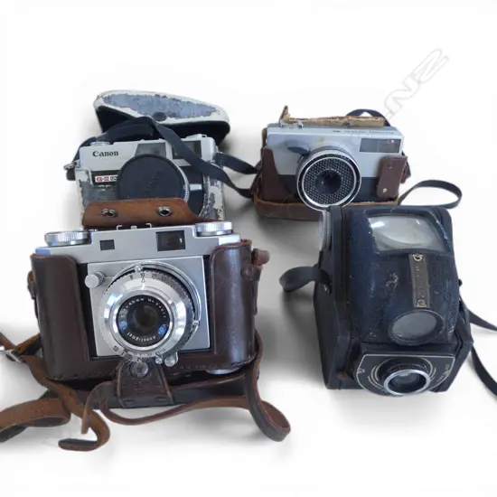 4 VINTAGE CAMERAS 