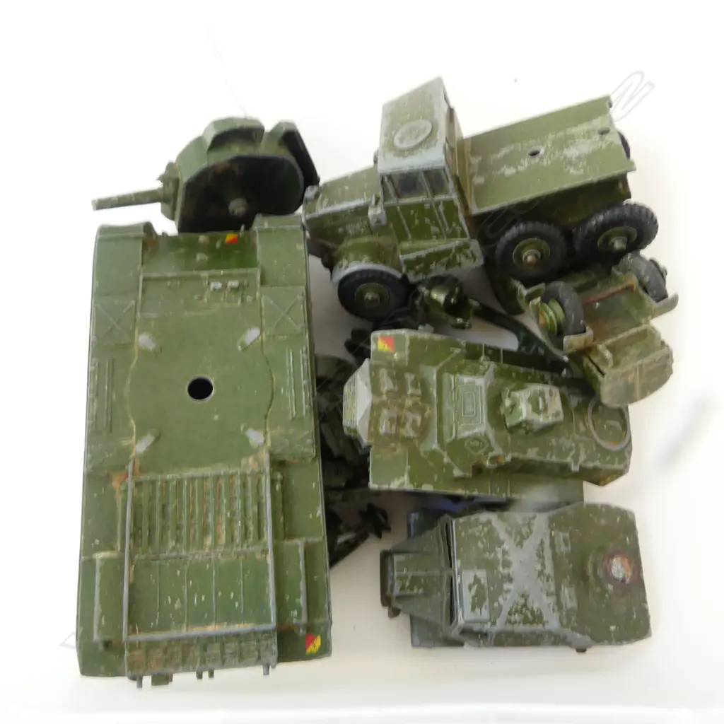 COLLECTION OF PLAY WORN DINKY MILITARY TOYS  Image 1++