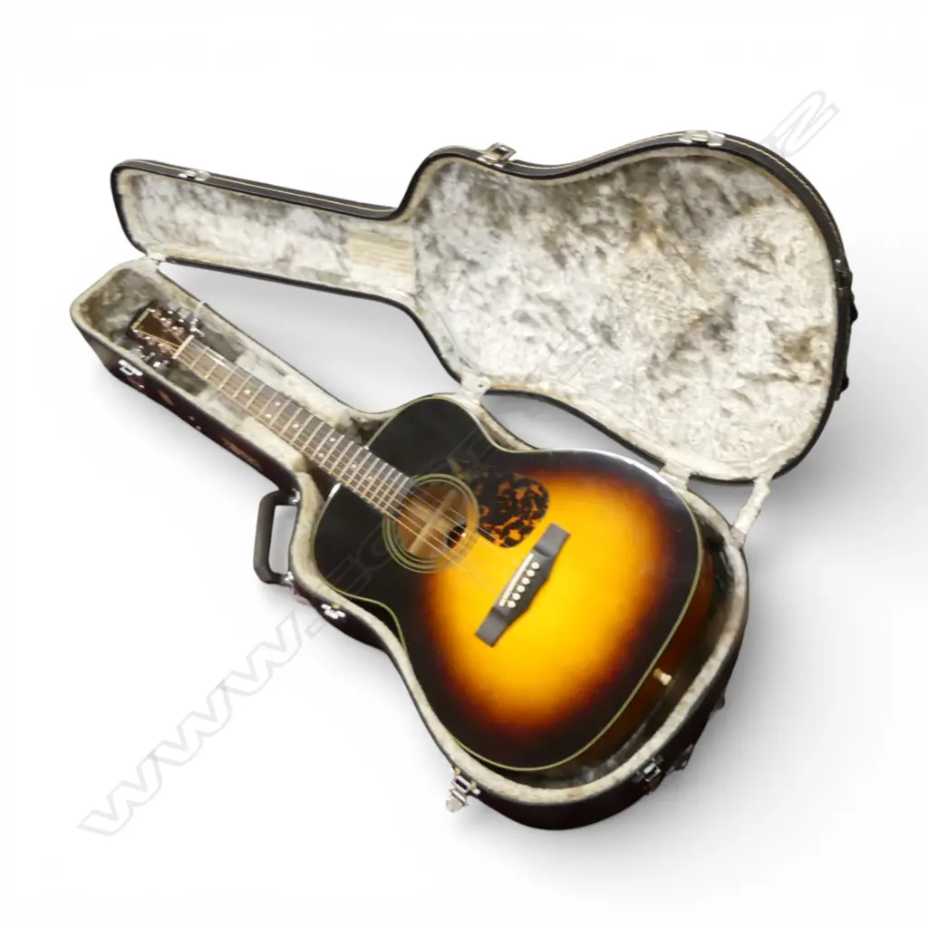 MORRIS F-01TS ACOUSTIC GUITAR IN HARD CASE  Image 1++