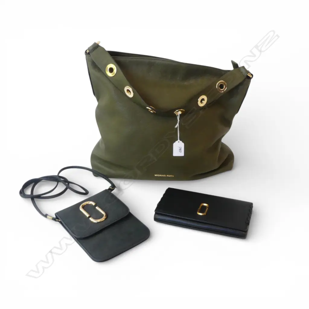 MICHAEL KORS BAG W.400mm, MARC JABOBS WALLET & CROSSBODY Image 1++