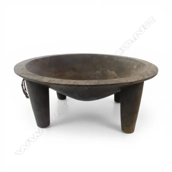 4 LEGGED KAVA BOWL 335mm dia