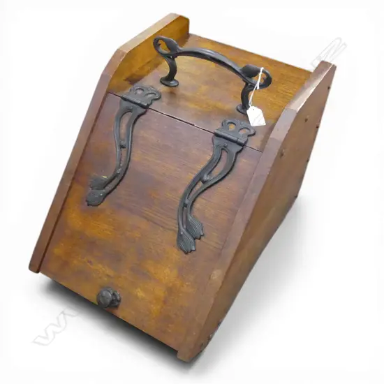 VICTORIAN COAL BUCKET