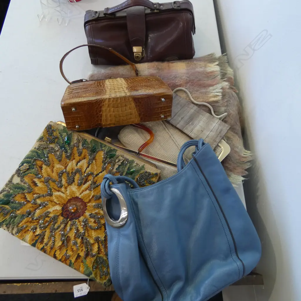 COLLECTION OF VINTAGE AND MODERN HANDBAGS AND A MOHAIR RUG Image 1++