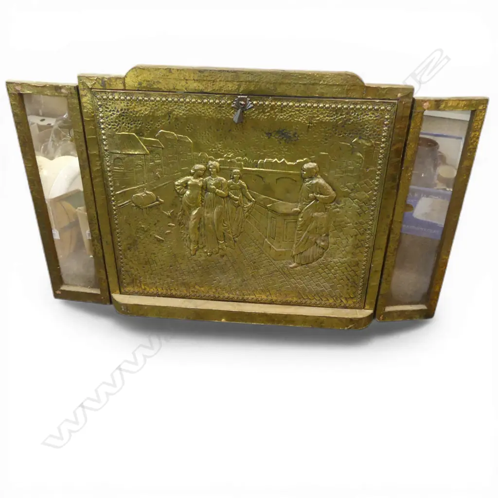 EMBOSSED BRASS FIRE SCREEN H.680 W.1030mm approx. Image 1++