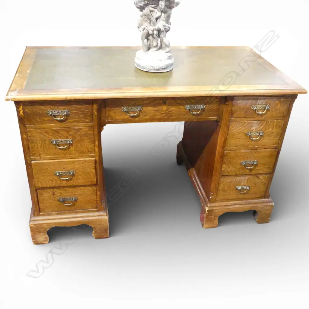 ANTIQUE OAK DESK 1220x640x760mm Image 1++