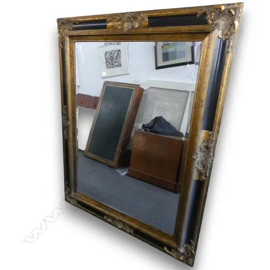 LG MIRROR 1510x1210mm