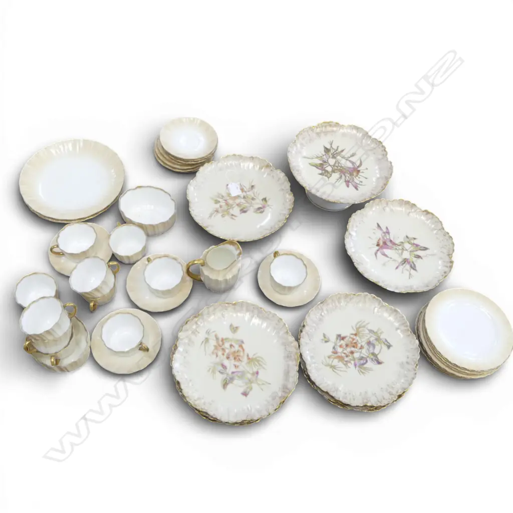  PART ANTIQUE DOULTON BURSLEM TEA SET INCLDS; PLATES, SIDE PLATES, COMPORTS, SUGAR BOWL & MILK JUG (faulted) Image 1++